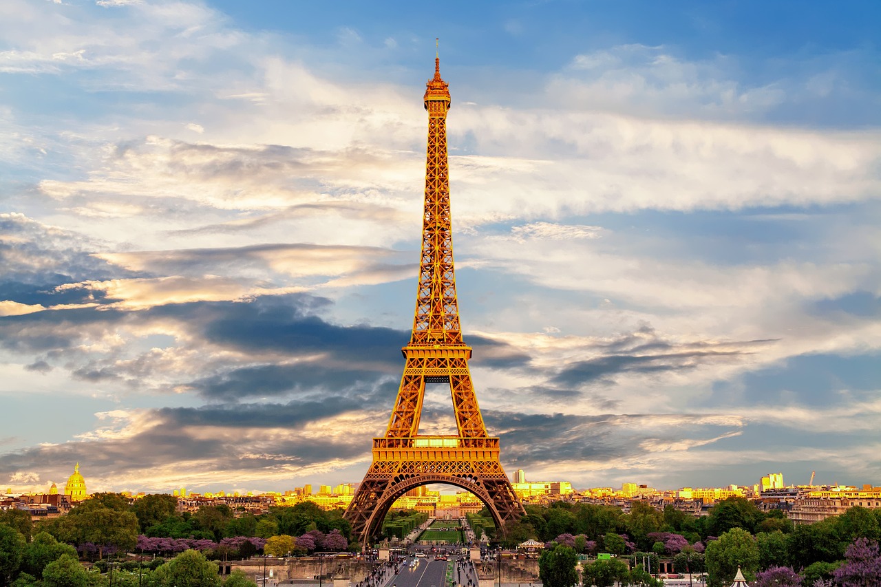 Paris-Planes a Europa-viajes a Europa-Imagen de Pete Linforth en Pixabay